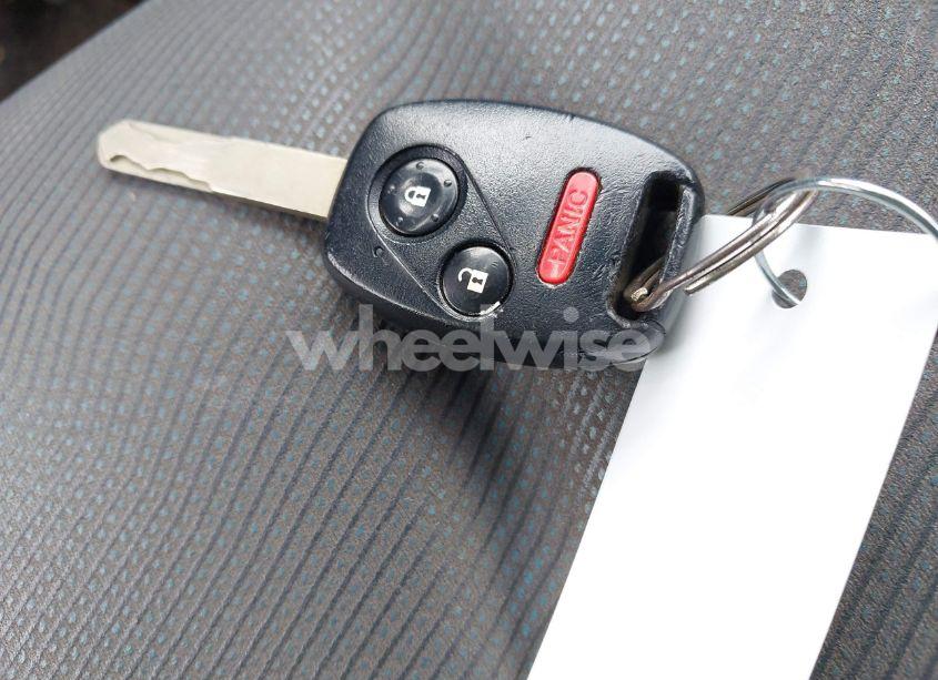 Photo 11 of 2011 Honda Fit (VIN JHMGE8G33BS011112)