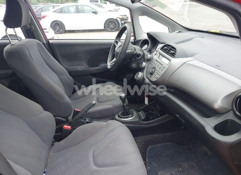 Photo 5 of 2011 Honda Fit (VIN JHMGE8G33BS011112)