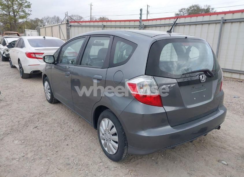 Photo 3 of 2013 Honda Fit (VIN JHMGE8G35DC025459)