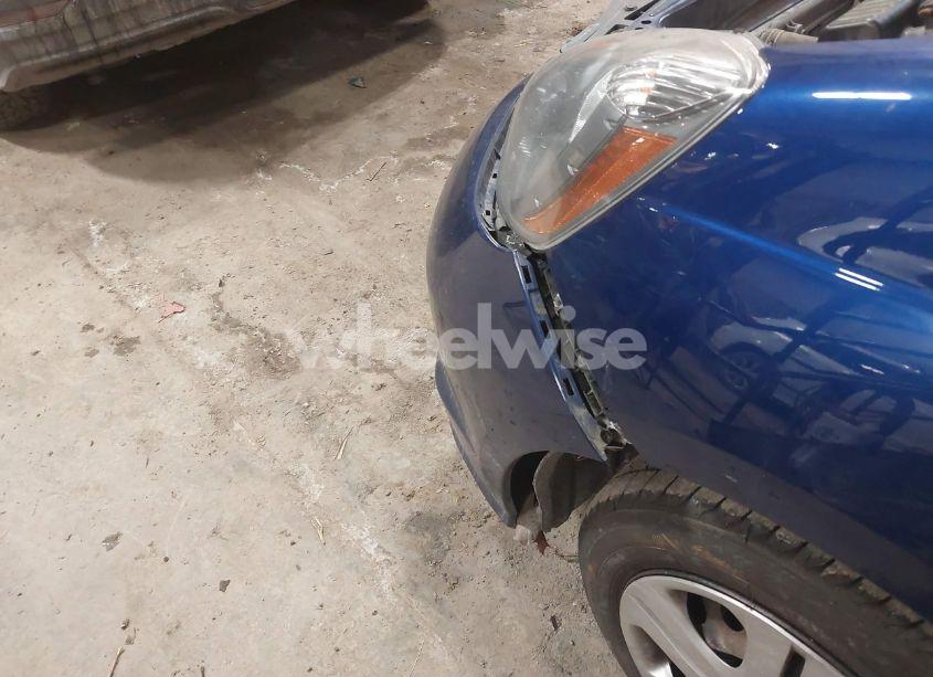 Photo 6 of 2011 Honda Fit (VIN JHMGE8G38BC019944)