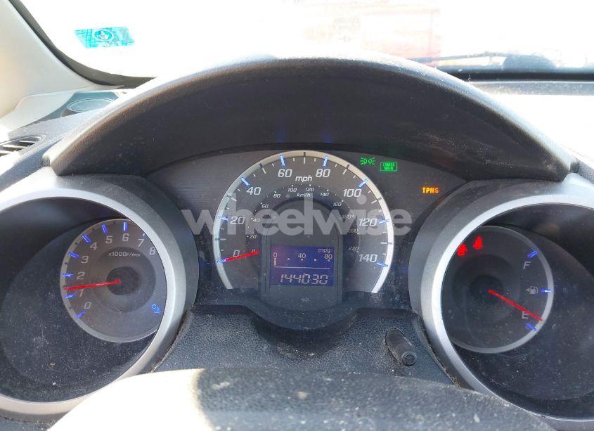 Photo 7 of 2012 Honda Fit (VIN JHMGE8G38CC019900)