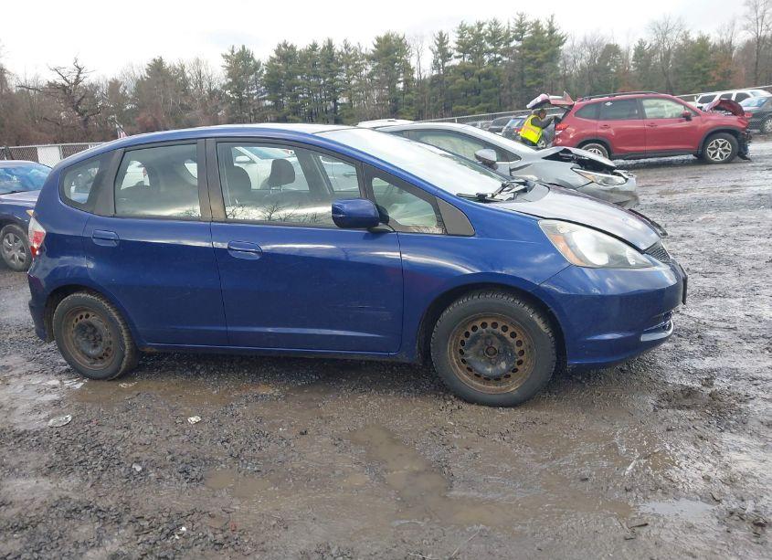 Photo 13 of 2013 Honda Fit (VIN JHMGE8G39DC014898)