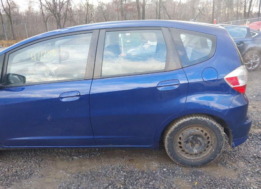 Photo 6 of 2013 Honda Fit (VIN JHMGE8G39DC014898)