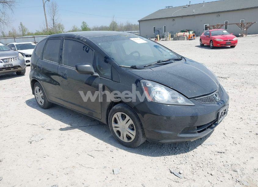 2011 Honda Fit (VIN JHMGE8G3XBS000995) main photo