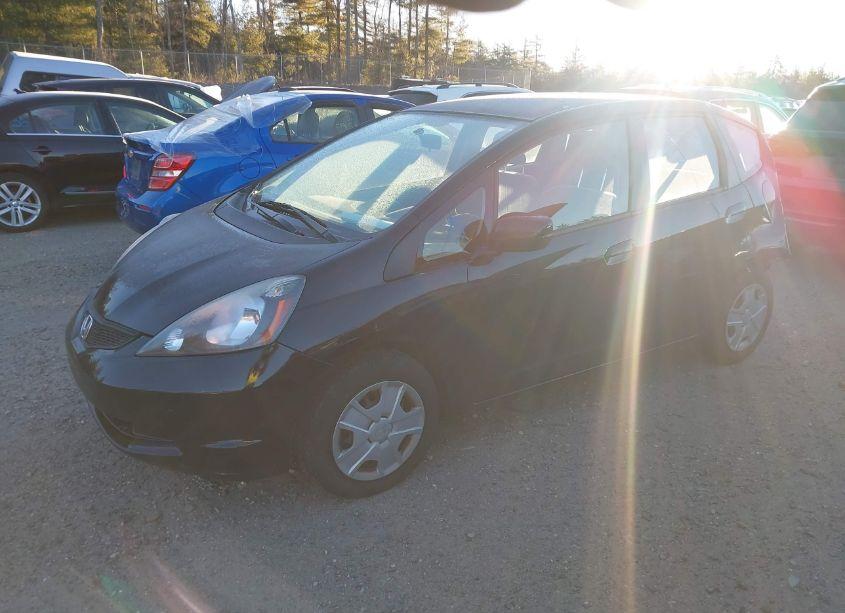 Photo 2 of 2013 Honda Fit (VIN JHMGE8G3XDC005000)