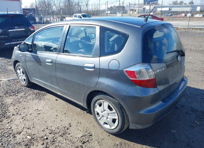 Photo 3 of 2013 Honda Fit (VIN JHMGE8G3XDC034173)