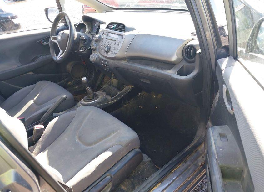 Photo 5 of 2013 Honda Fit (VIN JHMGE8G3XDC034173)