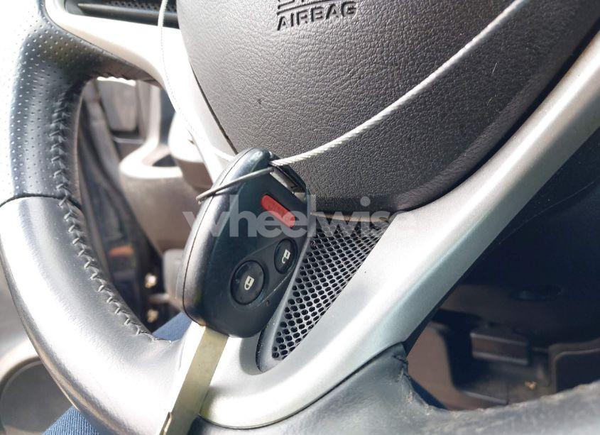 Photo 11 of 2010 Honda Fit SPORT (VIN JHMGE8G40AC013031)