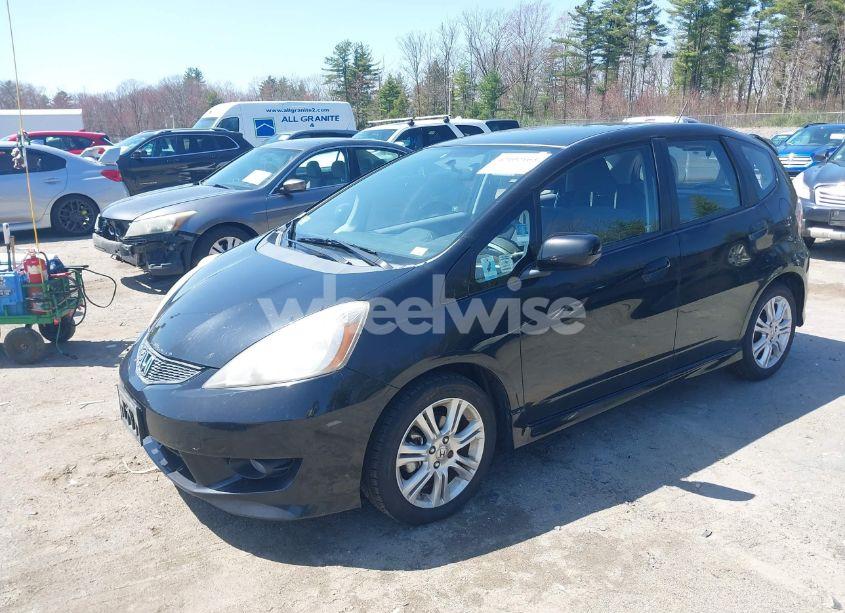 Photo 2 of 2010 Honda Fit SPORT (VIN JHMGE8G41AS017045)