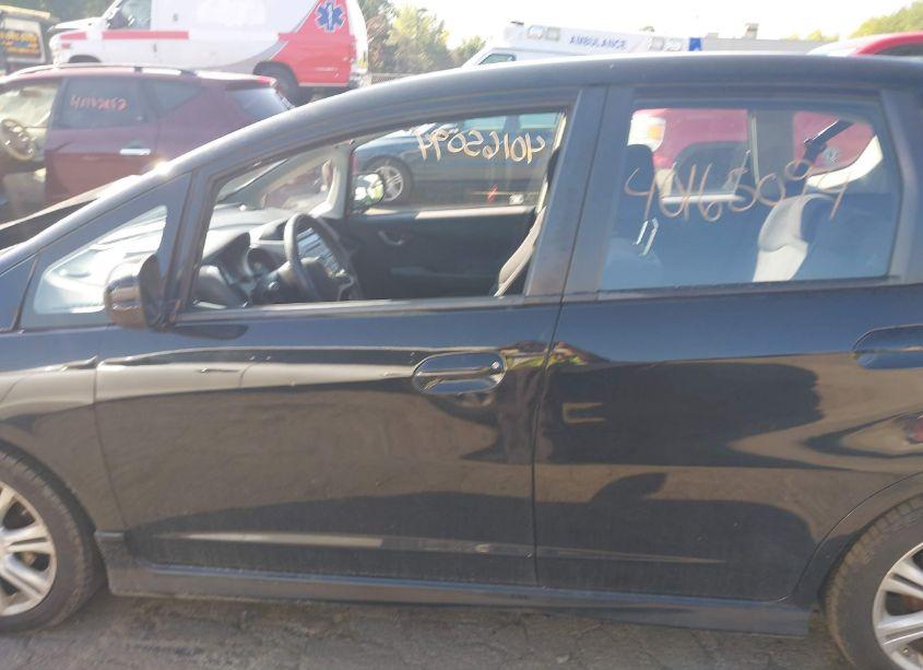 Photo 14 of 2010 Honda Fit SPORT (VIN JHMGE8G45AC040824)