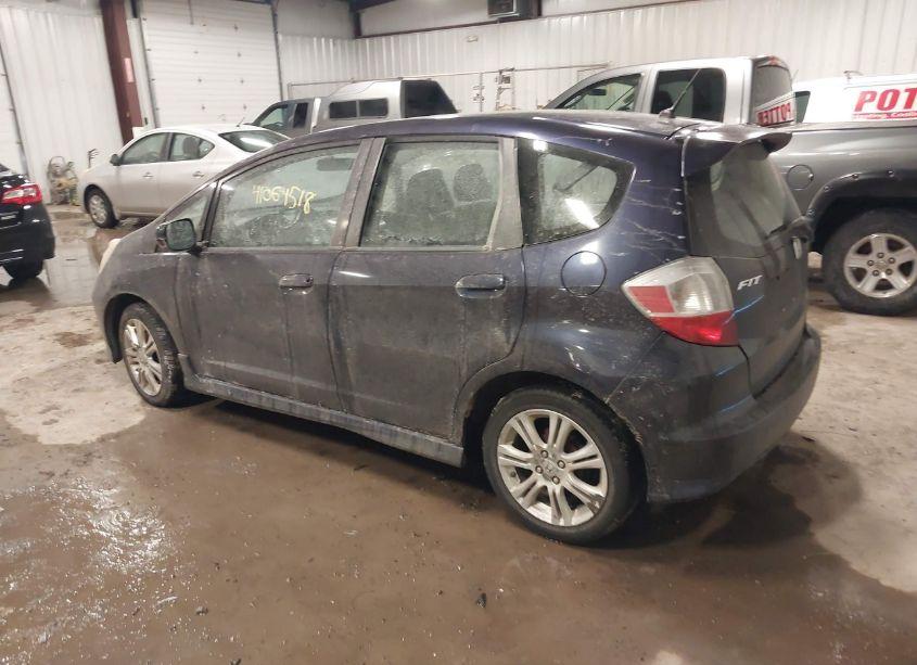 Photo 3 of 2010 Honda Fit SPORT (VIN JHMGE8G46AS001262)