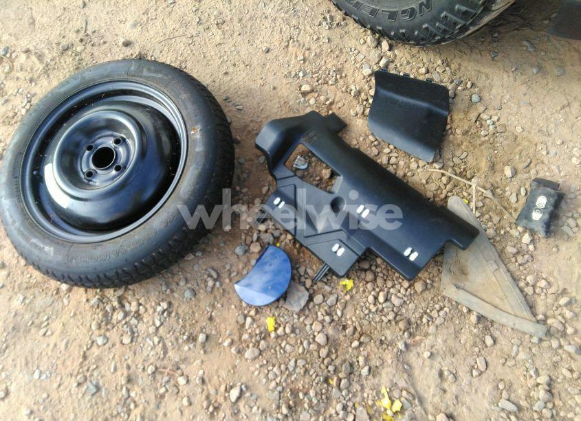 Photo 12 of 2013 Honda Fit SPORT (VIN JHMGE8G55DC053425)