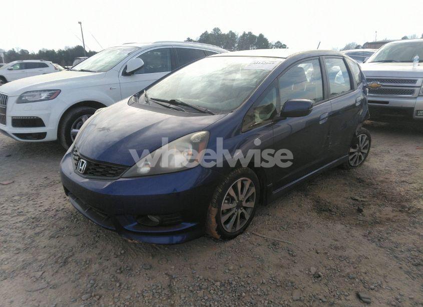 Photo 2 of 2013 Honda Fit SPORT (VIN JHMGE8G55DC053425)