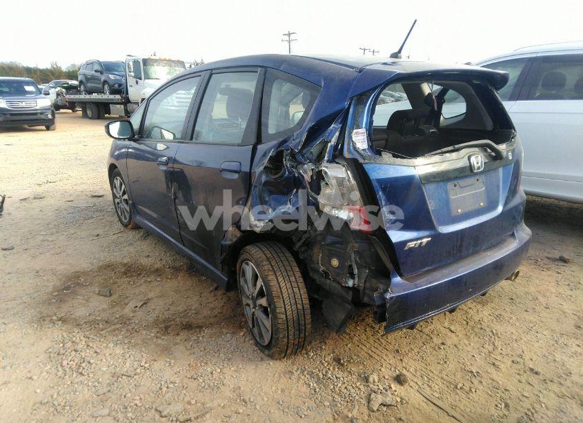 Photo 3 of 2013 Honda Fit SPORT (VIN JHMGE8G55DC053425)