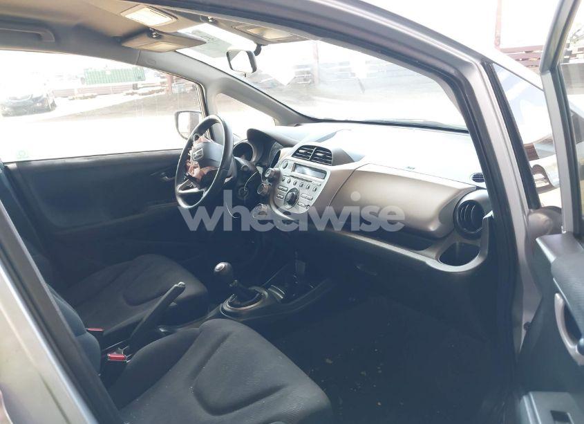 Photo 5 of 2011 Honda Fit SPORT (VIN JHMGE8G57BS001085)