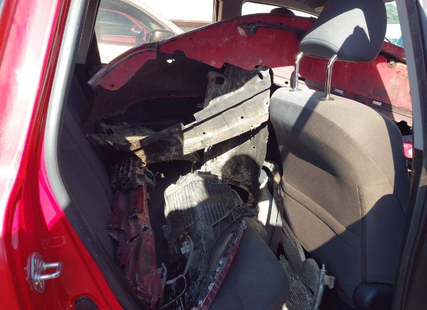 Photo 8 of 2010 Honda Fit (VIN JHMGE8H20AC003452)