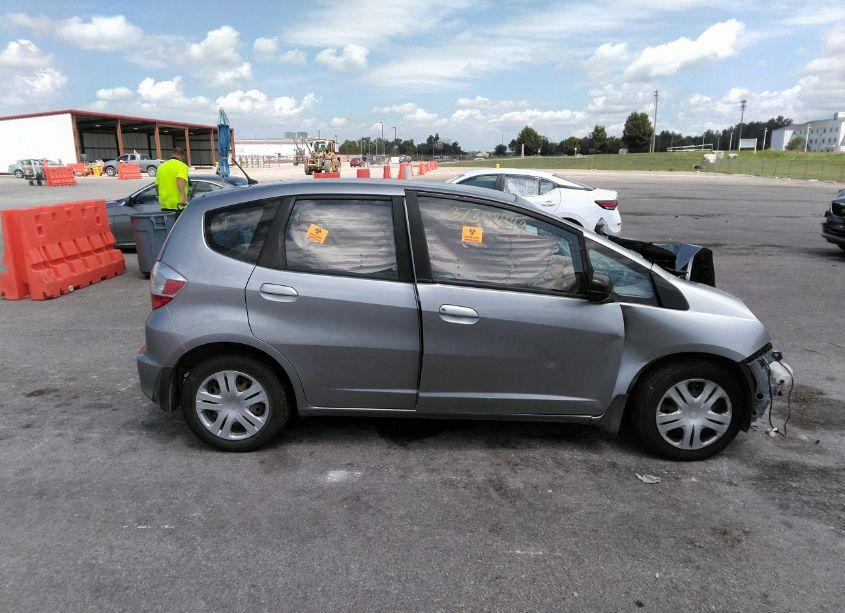 Photo 12 of 2010 Honda Fit (VIN JHMGE8H20AC021465)