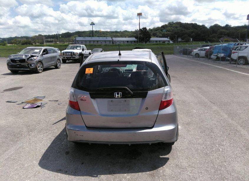 Photo 15 of 2010 Honda Fit (VIN JHMGE8H20AC021465)