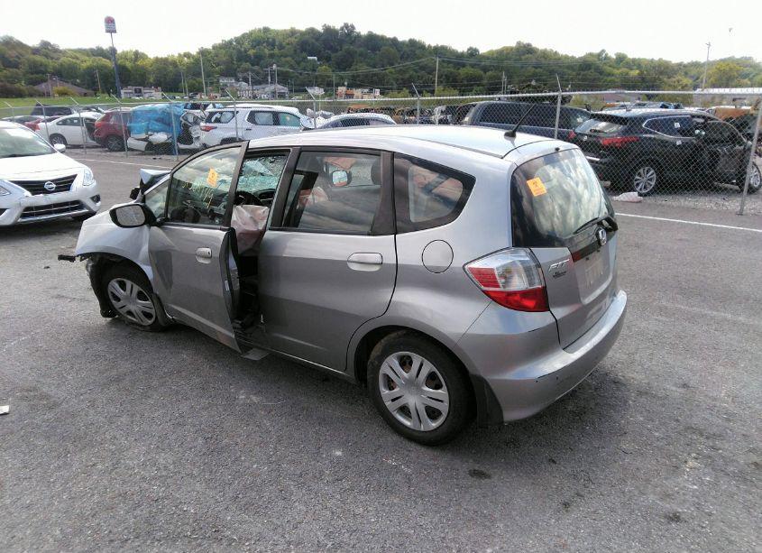 Photo 3 of 2010 Honda Fit (VIN JHMGE8H20AC021465)