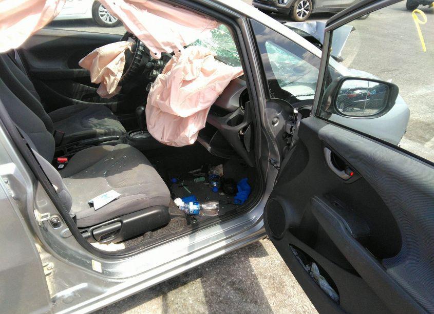 Photo 5 of 2010 Honda Fit (VIN JHMGE8H20AC021465)