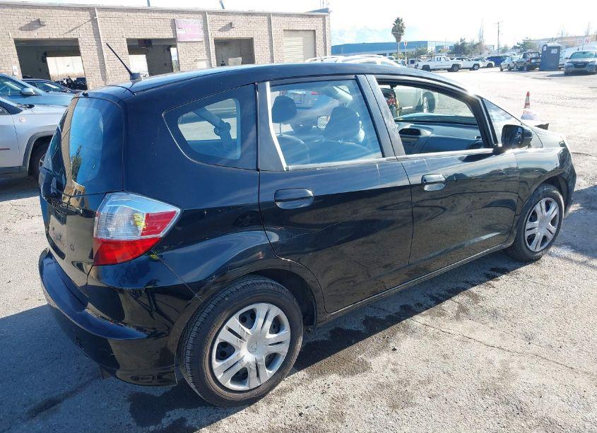 Photo 4 of 2010 Honda Fit (VIN JHMGE8H20AS000136)
