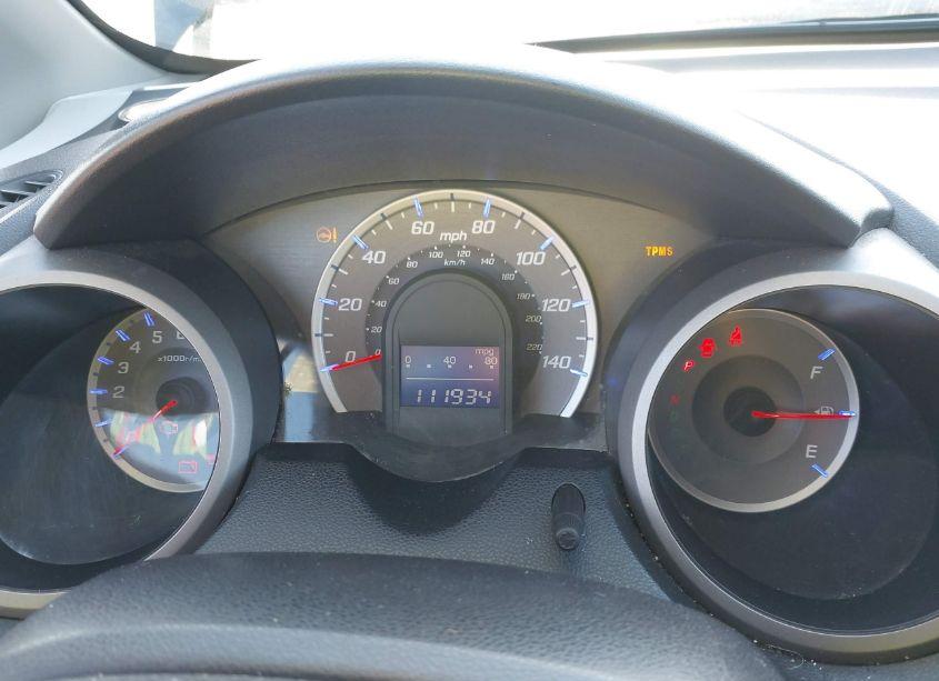 Photo 7 of 2010 Honda Fit (VIN JHMGE8H20AS000136)