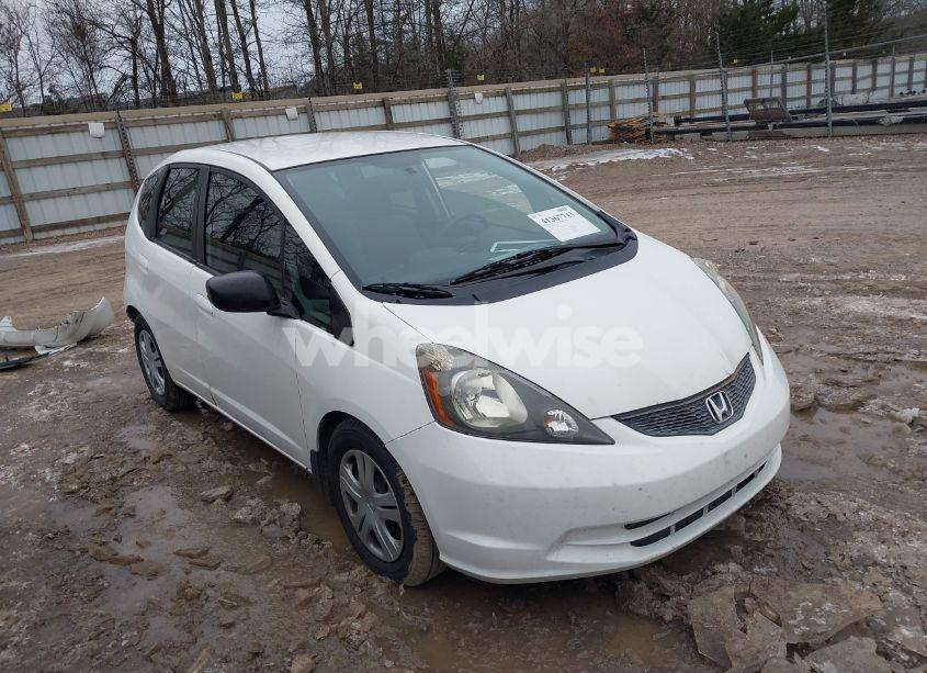 2010 Honda Fit (VIN JHMGE8H20AS006132) main photo