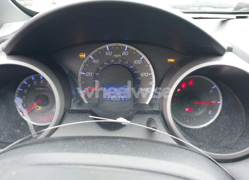 Photo 7 of 2010 Honda Fit (VIN JHMGE8H20AS006132)