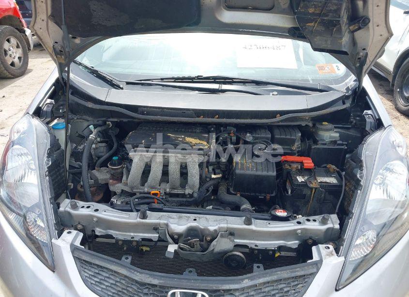 Photo 10 of 2010 Honda Fit (VIN JHMGE8H21AC029882)