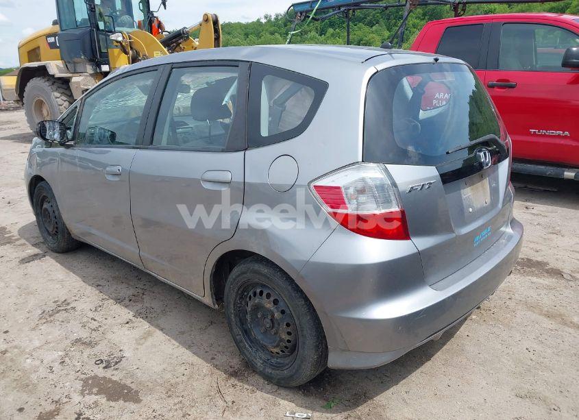 Photo 3 of 2010 Honda Fit (VIN JHMGE8H21AC029882)