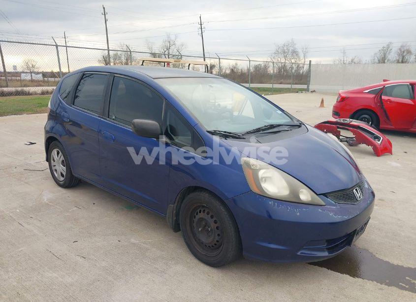 2010 Honda Fit (VIN JHMGE8H22AC005266) main photo
