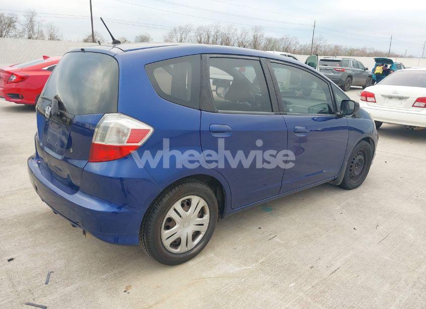 Photo 4 of 2010 Honda Fit (VIN JHMGE8H22AC005266)