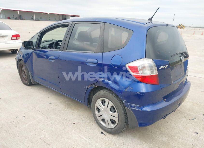 Photo 6 of 2010 Honda Fit (VIN JHMGE8H22AC005266)