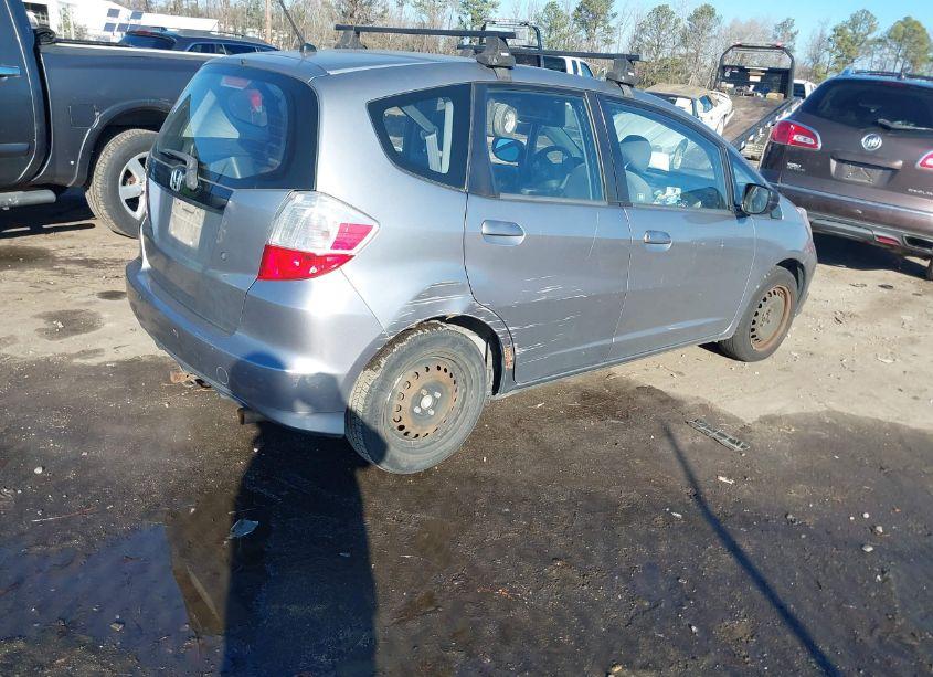 Photo 4 of 2010 Honda Fit (VIN JHMGE8H22AS002812)