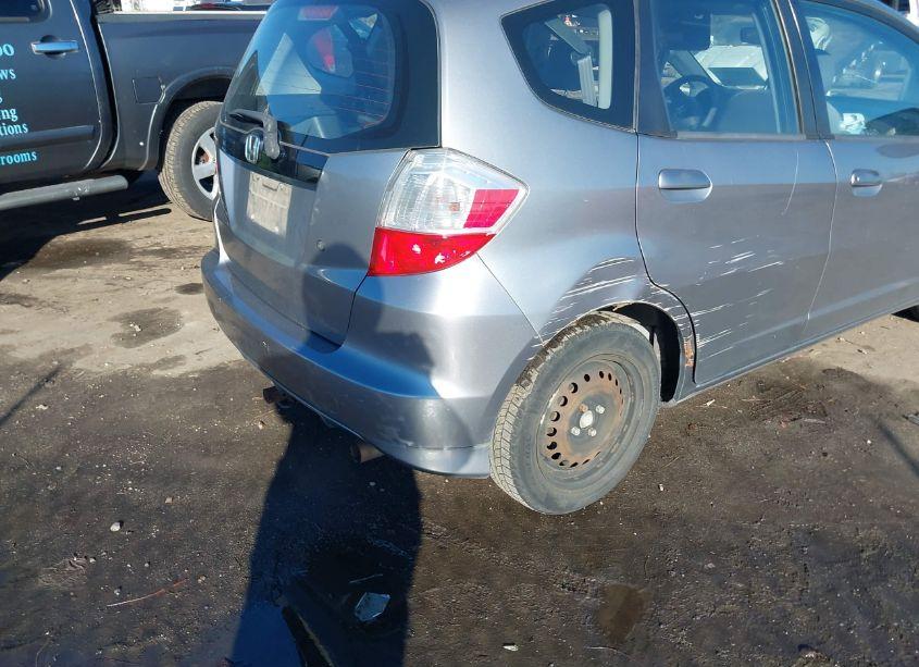 Photo 6 of 2010 Honda Fit (VIN JHMGE8H22AS002812)