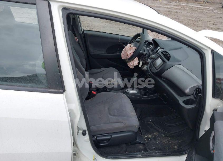 Photo 5 of 2010 Honda Fit (VIN JHMGE8H23AS023605)