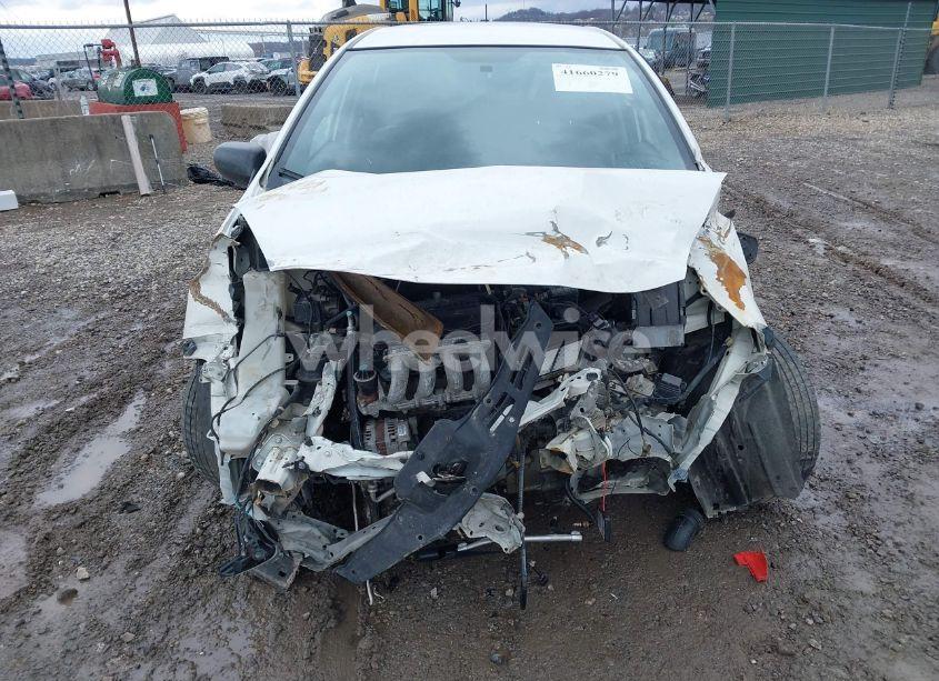 Photo 6 of 2010 Honda Fit (VIN JHMGE8H23AS023605)