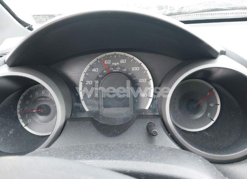 Photo 7 of 2010 Honda Fit (VIN JHMGE8H23AS023605)