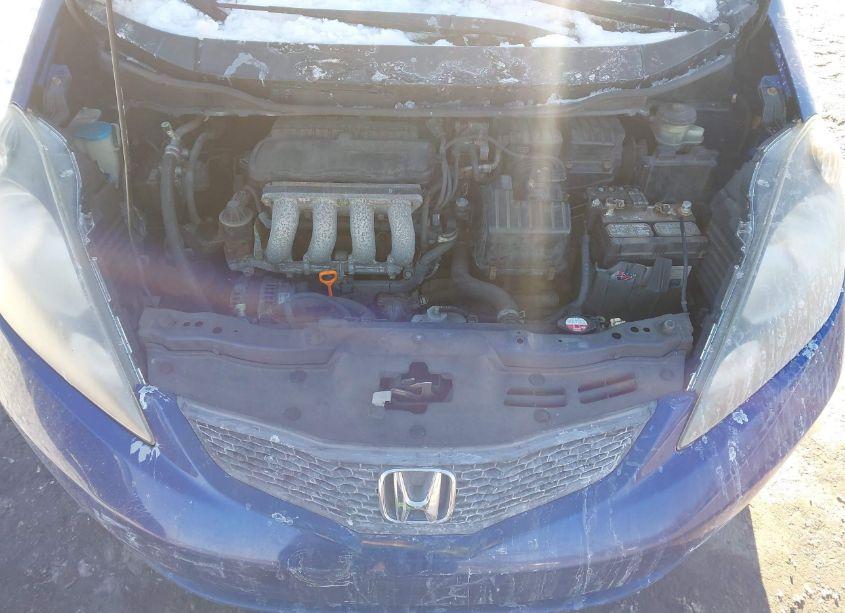 Photo 10 of 2010 Honda Fit (VIN JHMGE8H25AC007920)