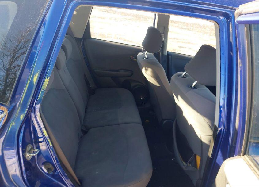 Photo 8 of 2010 Honda Fit (VIN JHMGE8H25AC007920)