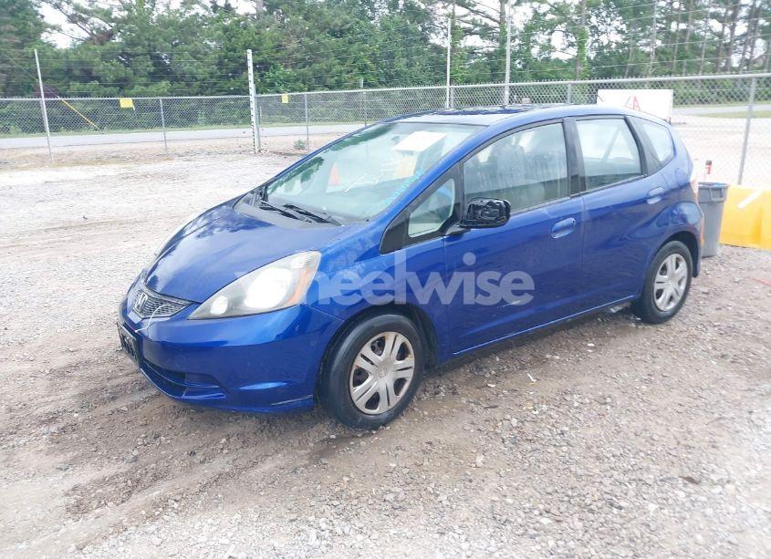 Photo 2 of 2010 Honda Fit (VIN JHMGE8H25AC020764)