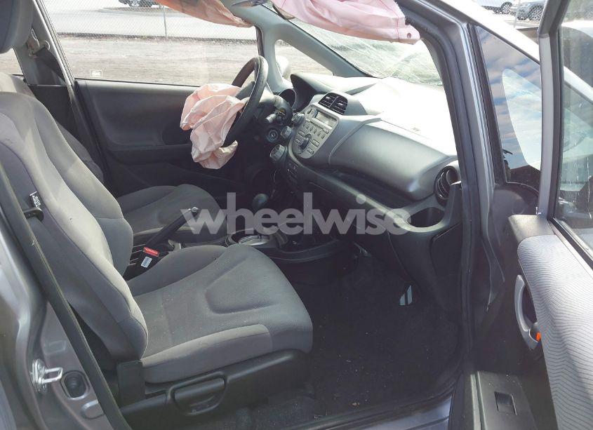 Photo 5 of 2010 Honda Fit (VIN JHMGE8H27AC035301)