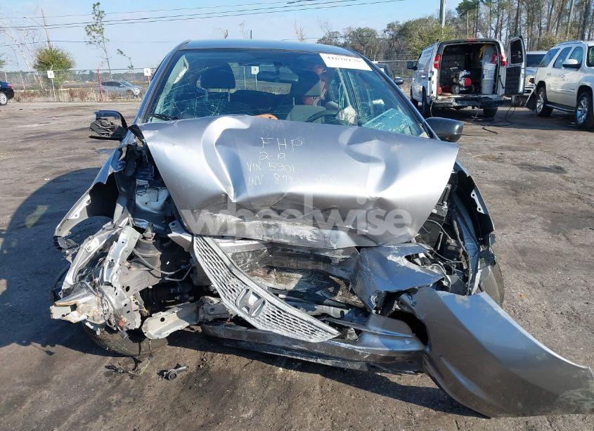 Photo 6 of 2010 Honda Fit (VIN JHMGE8H27AC035301)