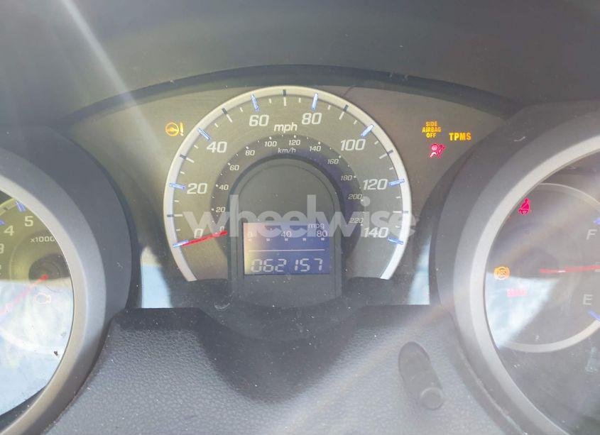 Photo 7 of 2010 Honda Fit (VIN JHMGE8H27AC035301)