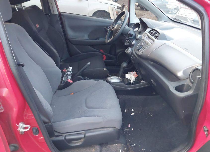 Photo 5 of 2010 Honda Fit (VIN JHMGE8H27AS000635)