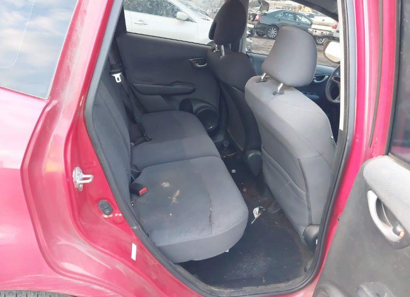 Photo 8 of 2010 Honda Fit (VIN JHMGE8H27AS000635)