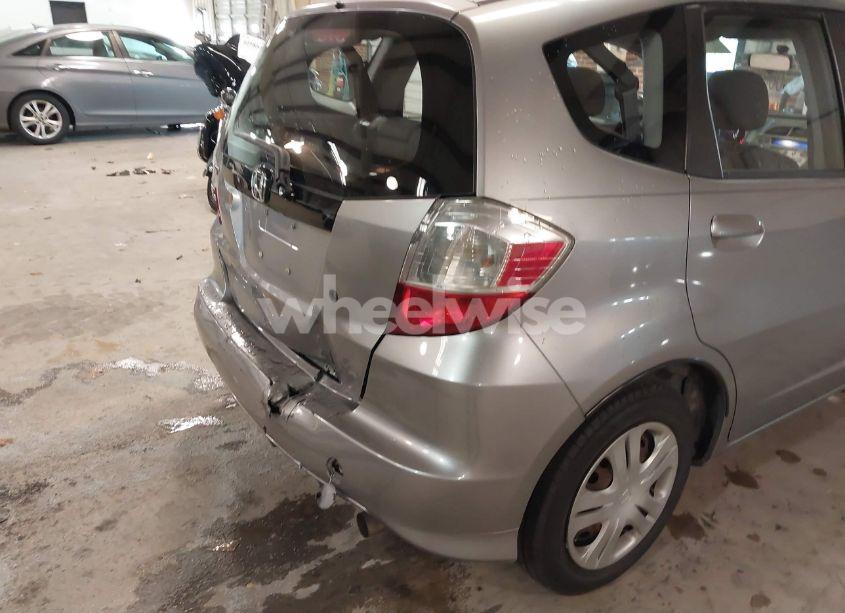 Photo 12 of 2010 Honda Fit (VIN JHMGE8H28AS010624)