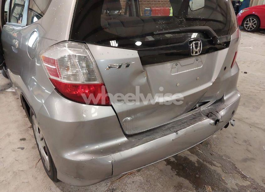 Photo 13 of 2010 Honda Fit (VIN JHMGE8H28AS010624)