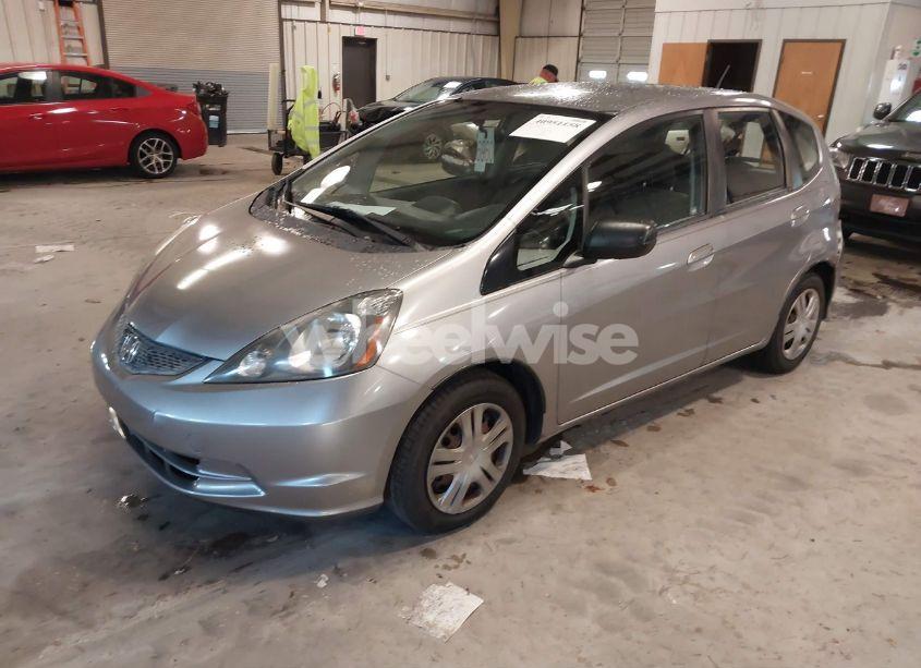 Photo 2 of 2010 Honda Fit (VIN JHMGE8H28AS010624)