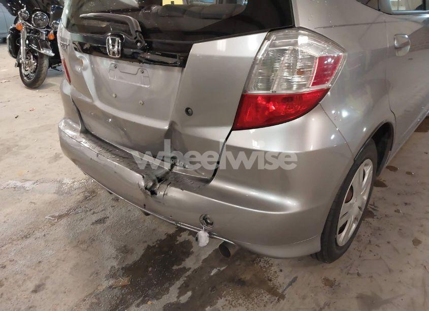 Photo 6 of 2010 Honda Fit (VIN JHMGE8H28AS010624)